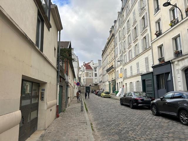 شقة Paris Sacre Coeur Montmartre Et Tour Eiffel, 8 People, المظهر الخارجي الصورة